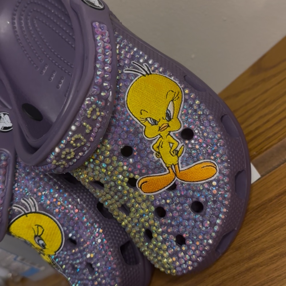 Kids Purple Glitter Clogs with Cartoon Character - Picture 4 of 6